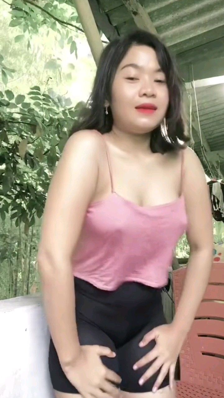 Top Global Viral Video 2025 Open bo mahasiswi toge cantik goyang diatas